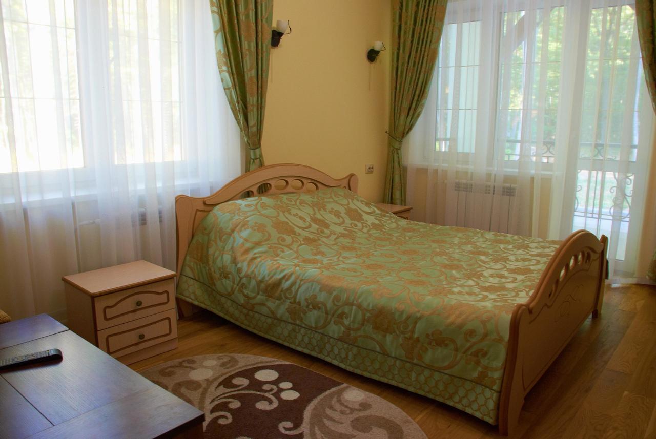 Belovezhskaya Pushcha Hotel Complex Zharkovshina Extérieur photo